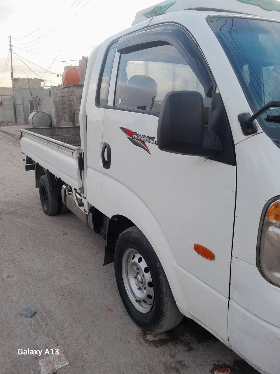 سلام عليكم كيه مسكر موديل 2008 رقم سياره بابل ميز مشروع وطني  مكفوله كفاله عامه مكينه جديد  مشترك 3000 سعر 78 وبيه مجال  عنوان بغداد المعامل  رقم الهاتف  ***********
