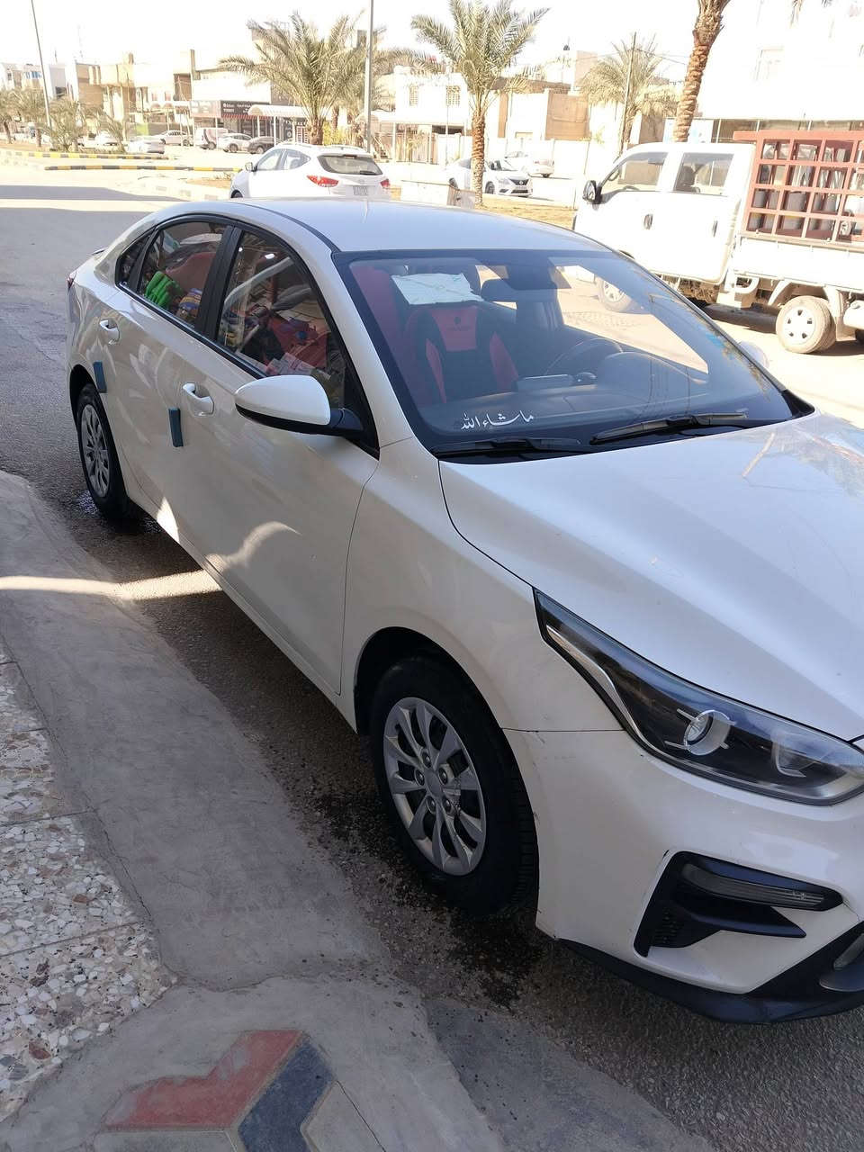 السلام عليكم كيا سيراتو موديل 2020 مكفوله من ضربه وصبغ بيه بارد واثر حالوب رقم اربيل الماني سنويه ساقطه وكاله بسمي مكينه وكير وحداديه خير من الله للتفاصيل اكثر اتصال ع الرقم ***********
