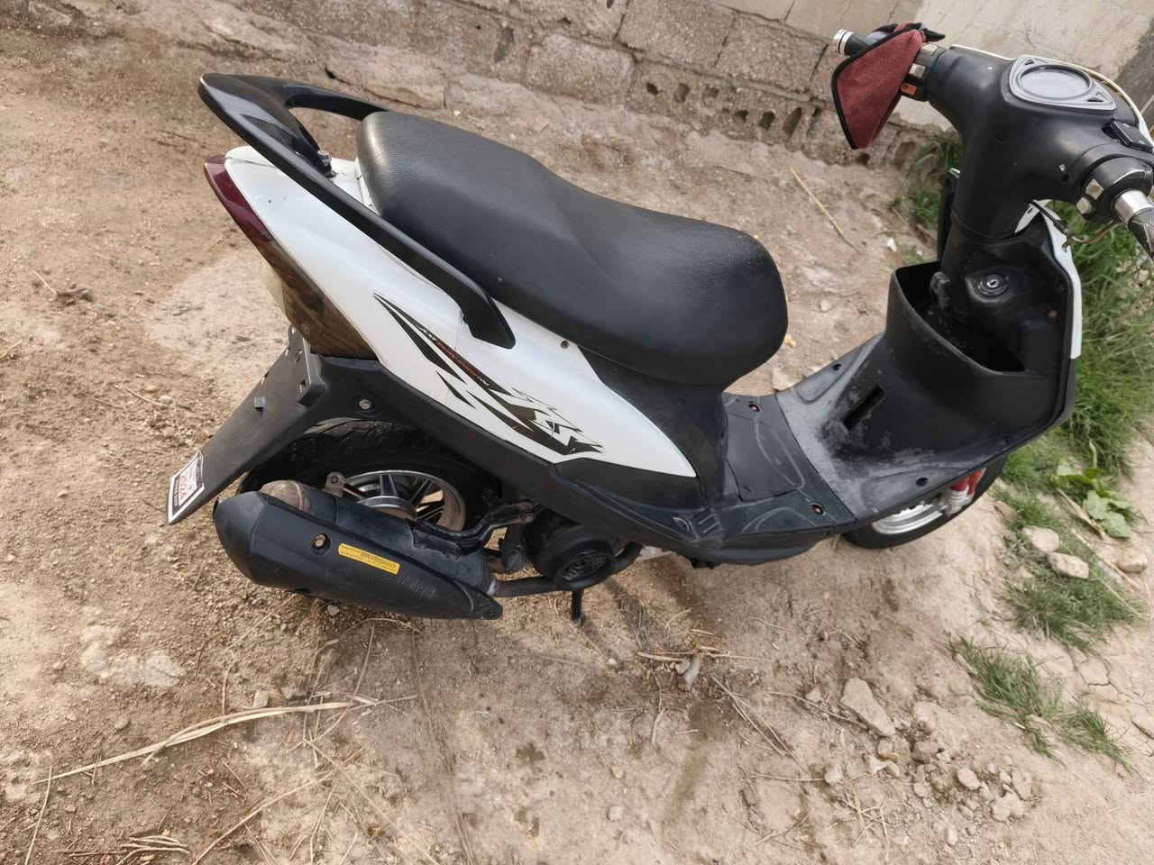 الدراجه للبيع الدراجه مامفتوحه الدراجه سرعه ونهضة حلوه  سلف وهندر كهربائيات كلهة شغاله  المكان الوركاء السعر 700وبيهة مجال قليل  المراسله واتساب فقط ***********
