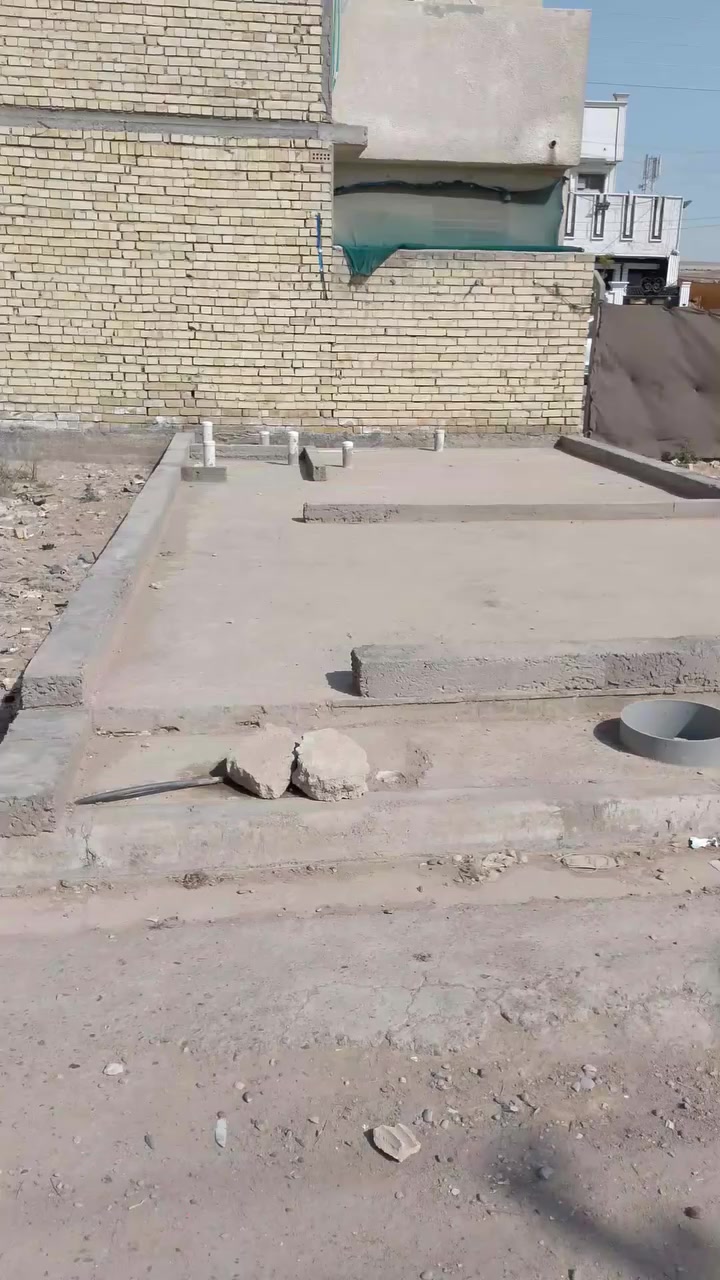 اسلام عليكم قطعة أرض للبيع 50 متر حي البساتين حي المصطفى لمعرفة السعر الاتصال على الرقم ***********
