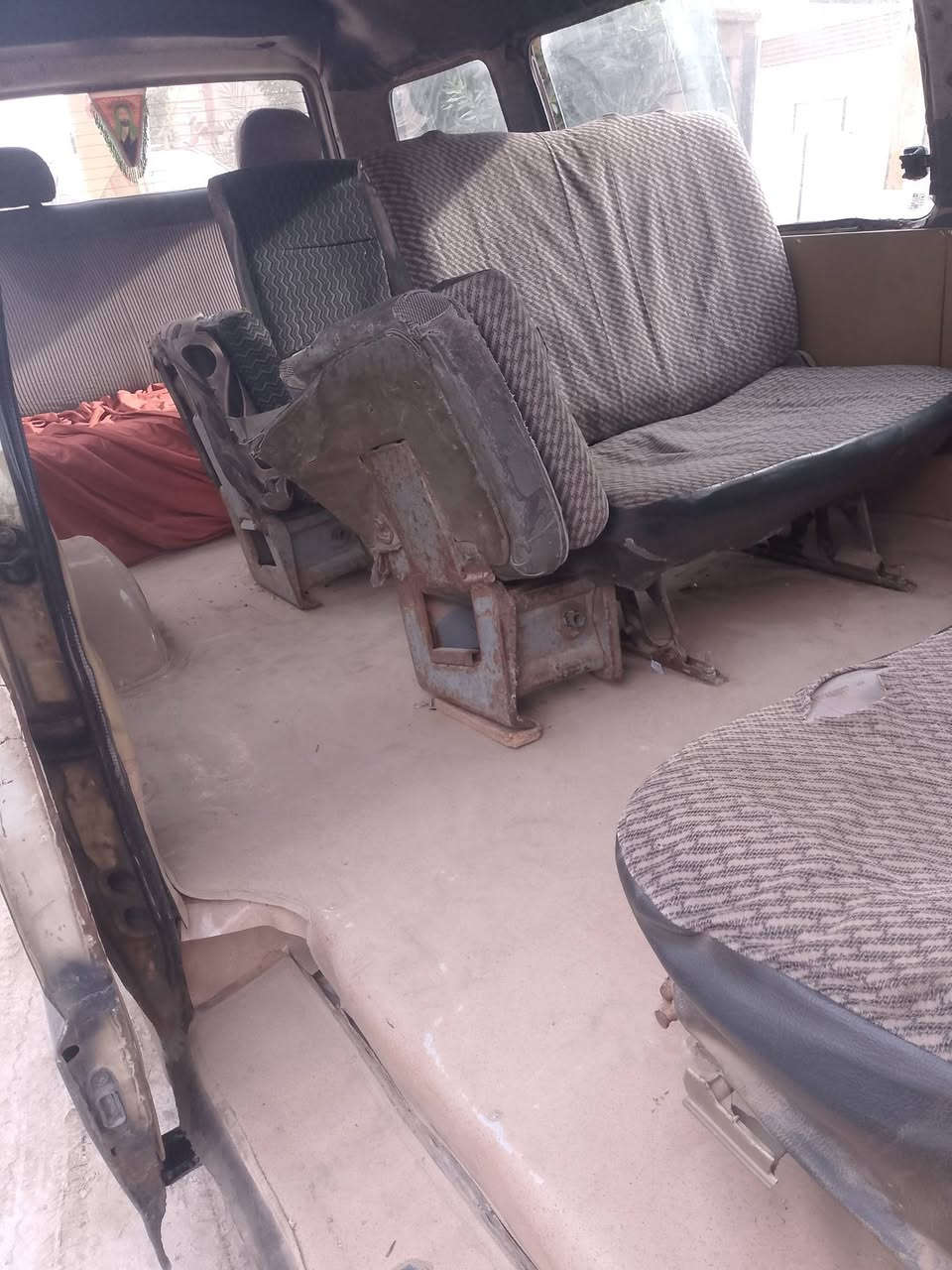 سلام عليكم اسيا موديل ٩٧ سنويه ل٢٨ رقم بصره سياره ما عايزه شي باقي تفاصيل اتصال وبيك خير دلل مكان سياره بابل رقم الهاتف ***********
