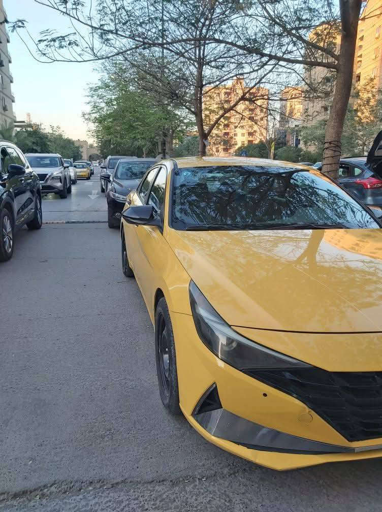 سلام عليكم النتر مديل 2022
تبريد ثلج بصمه ابواب 
تشغل عن بعد + بصمه+ كامرة 
قياده ذاتي رادارات توقف ذاتي 
منظومة غاز ....
صور الحادث مرفوقة مع الصور 
السعر: 152 وبيها مجال 
هاتف : ***********
