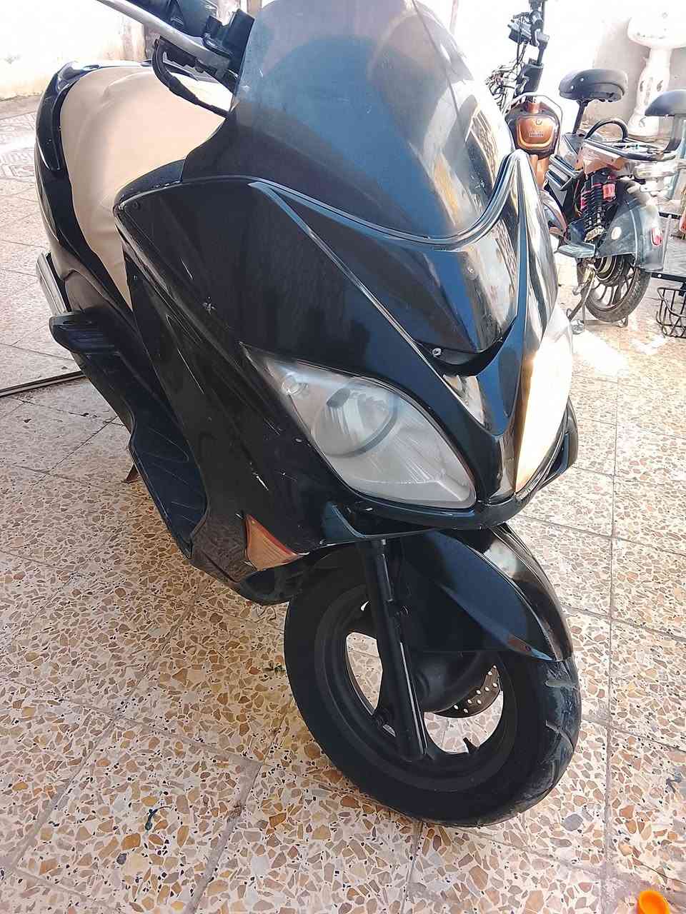 كفاله السعر مناسب كلش  مستعجل عل بيعته ***********
