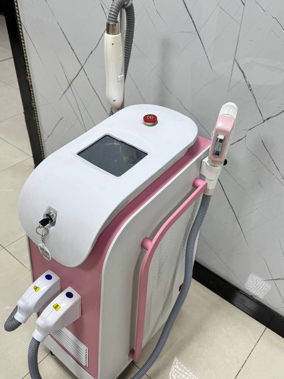 متوفر جهاز ليزر 2في1 إزالة الشعر بالليزر الامريكي مع فلاتر معالجة البشرة وإزالة التاتو والوشم والتقشير للاستفسار  ‏مراسلة oula عبر واتساب. https://wa.me/9647714177758


**إذا كنت صاحب هذا الإعلان وتريد حذفه لأي سبب، رجاءا أرسل رسالة إلى الدعم الفني**