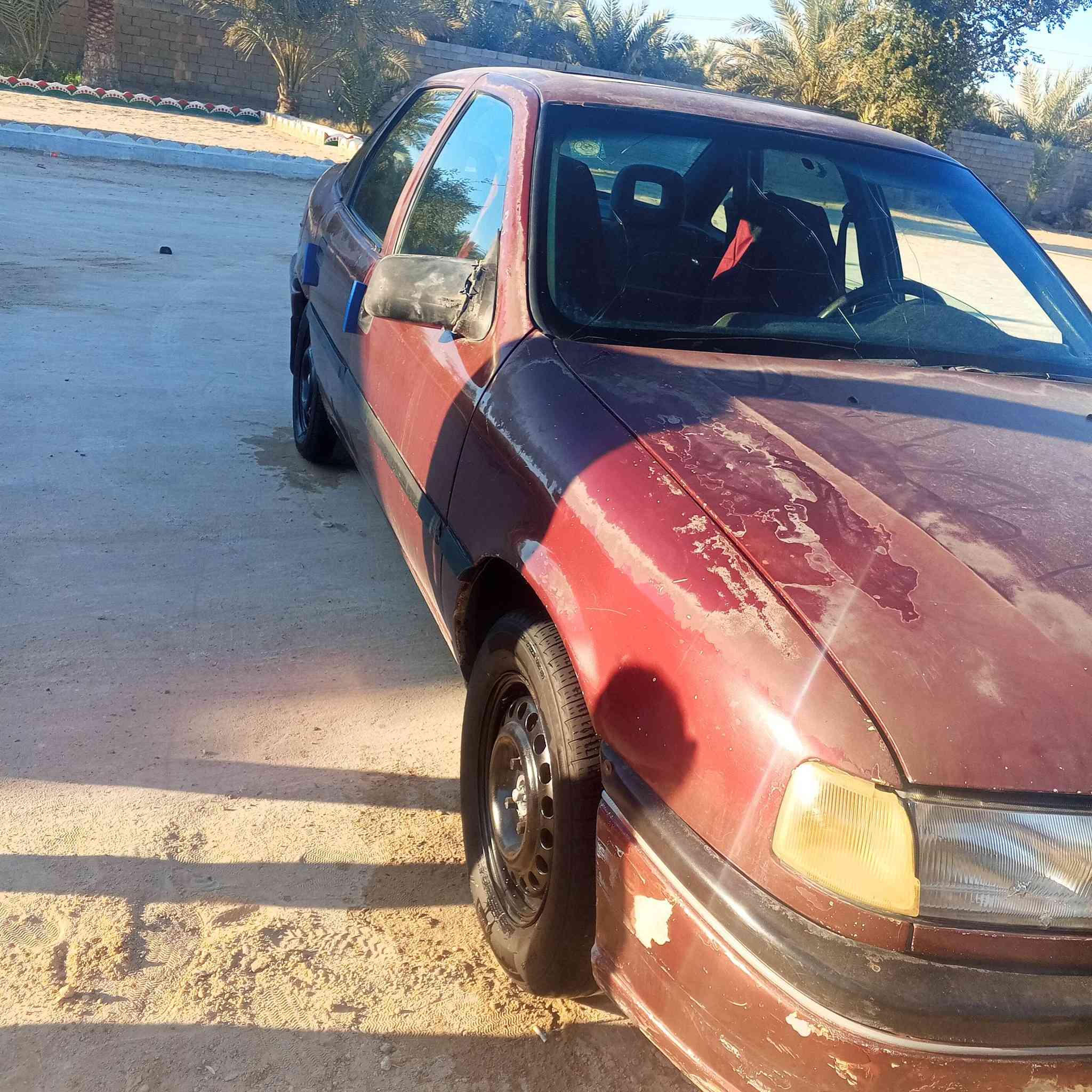 سلام عليكم اوبل فيكترا موديل 93رقم بغدادسياره بلاديه بدون ضربه جاهزه مكينه 1600السعر 28 مكاني أبو غريب الشراي يتصل ***********
