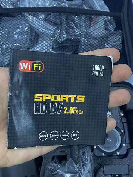 السلام  عليكم للبيع كامرة
سبورت  غير مستعمله 
وآي فآي (wi fi ) 
ضد الماء (للغوص او السباحه )
فول ULTRA HD  بدقة 1080P  
وبجودة فيديو 4K حقيقي
 بيها أنماط متعدده من الاعدادات 
نمط السبورت ونمط السياره وغيرها
السعر ( 100 الف )وبيها مجال بسيط
للتواصل على هذا الرقم 
***********
