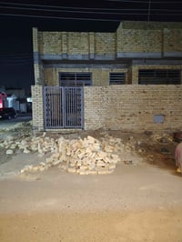 بعراضات • دار للبيع • ١٠٠م