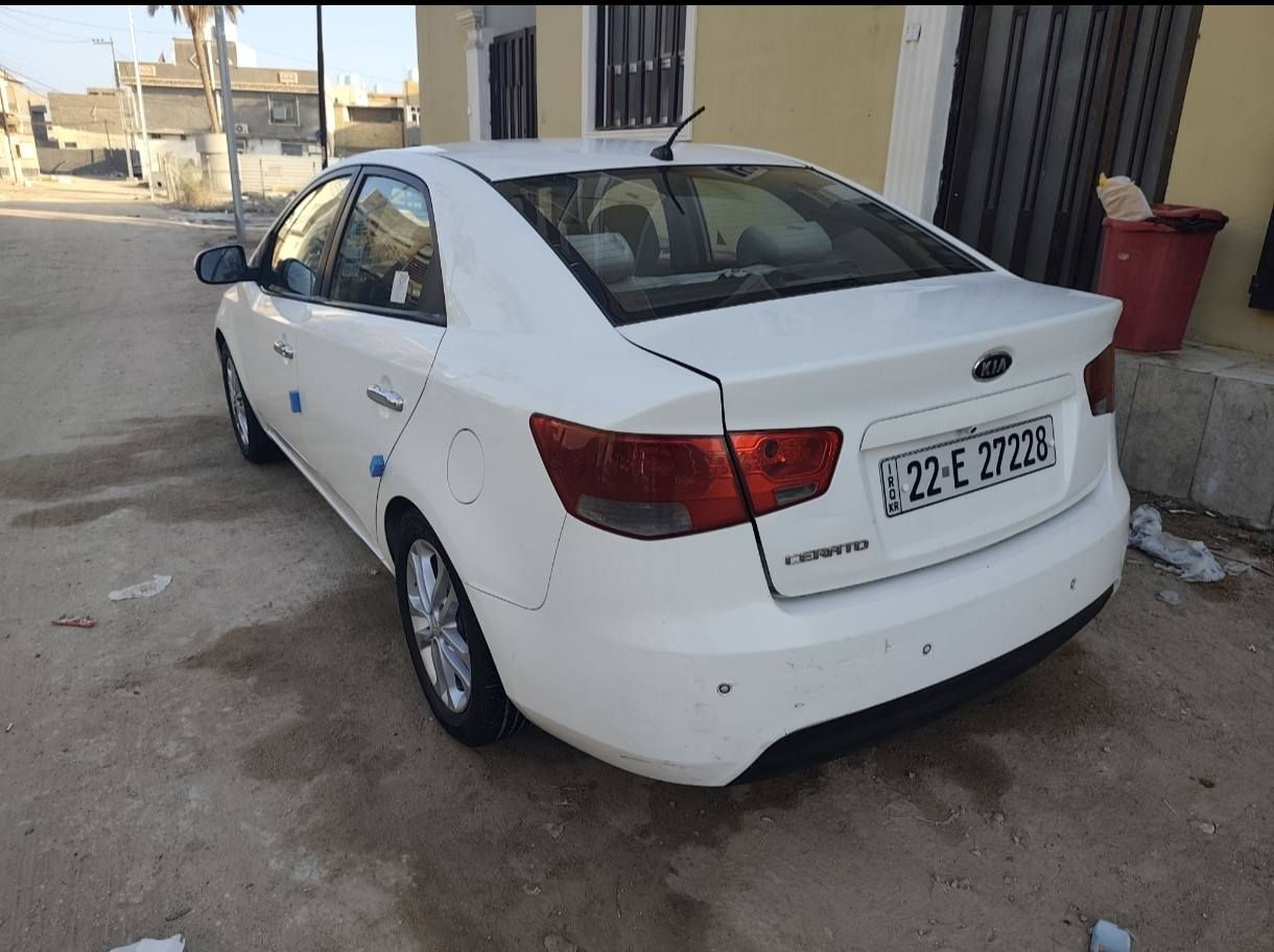 كيا سيراتو موديل 2012 سياره جديده محرك 1600
كير محرك شررط بلكارتون ترايك وين ماتريد مانقصهة برغي عله ايدي فقط بارد قليل قبل سبوع صرب باب دراجه ومؤشر عليهة رقم اربيل  تريد تحويل تريد وكاله مكان السياره كربلاء السعر 118 للاستفسار ***********
