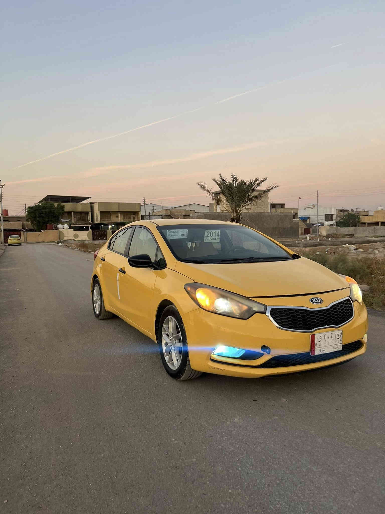 سلام عليكم كيا فورتي 2014 وارد امريكي حادثة جاملغ تبديل بدون دواخل
السيارة صبغة اولى مكينة 1800 دوش خير من الله لاتبخير ولاتنقيص 
رقم بغداد الاماني تحويل ثاني يوم
مواصفات اعتيادية 
.نظام ايكو 
.مانع انزلاق
.فول تحكم استيرن
.شادلها زنون اصلي 
.تخم تاير 
.تخم ويل جديد
دوشمة جديدة السيارة خير من الله جاهزة كبل للشارع
مكاني بغداد الرصافة السعر 102$ بيها مجال بسيط الشراي يتصل ***********
