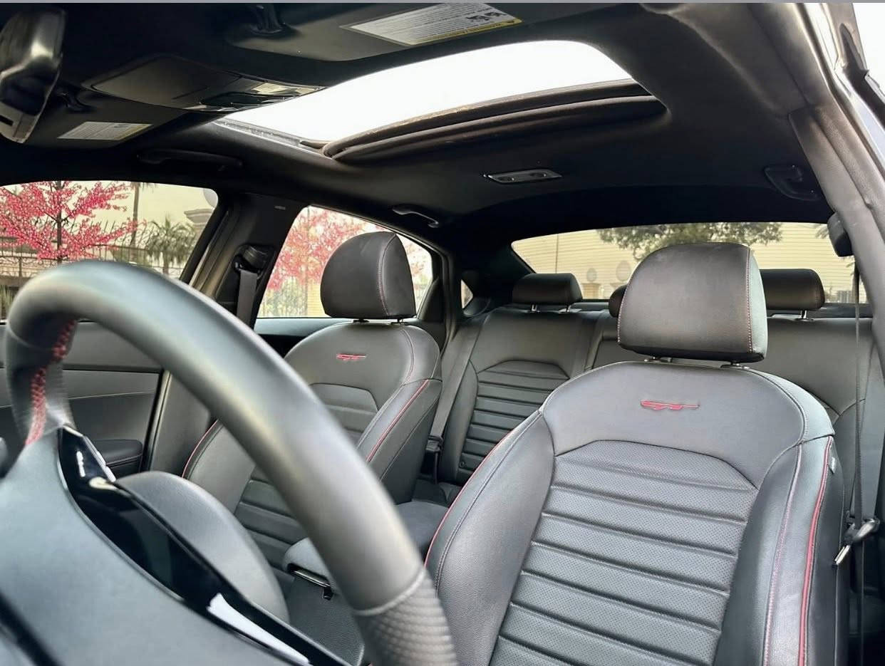 كيا فورتي Gt النسخه الرياضيه موديل 2024 نفطي

الضرر // جاملغ وباب جهه السايق بجم كبس ايرباك برده السايق فقط صور الضرر مرفقه ع الفحص وين ميعجبك 
 
المواصفات //
محرك 1600تيربو القدره الحصانيه 207 جدا سريعه 
بصمه تشغيل+ ابواب + جنطه
فتحه سلايد روف
دبل اكزوز صوت وفصله بلادي 
ستيرن حرف D 
شفتات ستيرن 
تدفئه تبريد كشنات
اناره ترحيب بالابواب 
اناره داخليه مع رمز GT  🤍❤️💙
اناره بالابواب 7 الوان 
تبريد قطعتين 
كراسي جلد مع ختم GT 
حساسات خلفيه
رادار امامي + جانبي + خلفي
نقاط عمياء 
تحديد مسار قياده اليه 
بريك تلقائي 
شاشه كبيره اندرويد اوتو ابل كار بلي 
كاميرا دواره 
مداخل usb 
اشاير بالمري 
صندوق ذكي يفتح عند الاقتراب 
قياده ثلاث وضعيات سبورت نورمل ايكو 
ويل كب حجم 18 رياضي 
ليد امامي خلفي 
وباقي المواصفات المعروفه 
مكاني بغداد 
متواجد على الخاص 

***********
