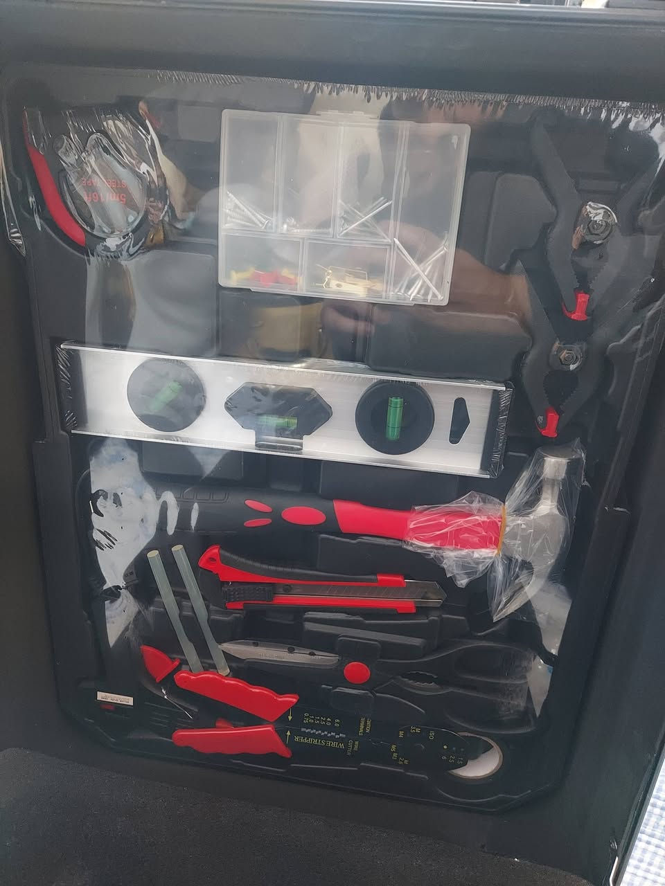 سيت عدة 610 قطعة ماركة MSA كلشي تحتاج بيهة موجود 
السعر 60 الف شامل اجور التوصيل 
مكاني بغداد مشتل حي المعلمين 
***********
