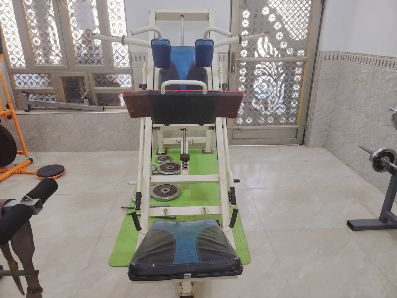 سلام عليكم اجهزه رياضيه للبيع استخدام قليل الشراي يتصل عله الرقم *********** مكاني رمادي تأميم
