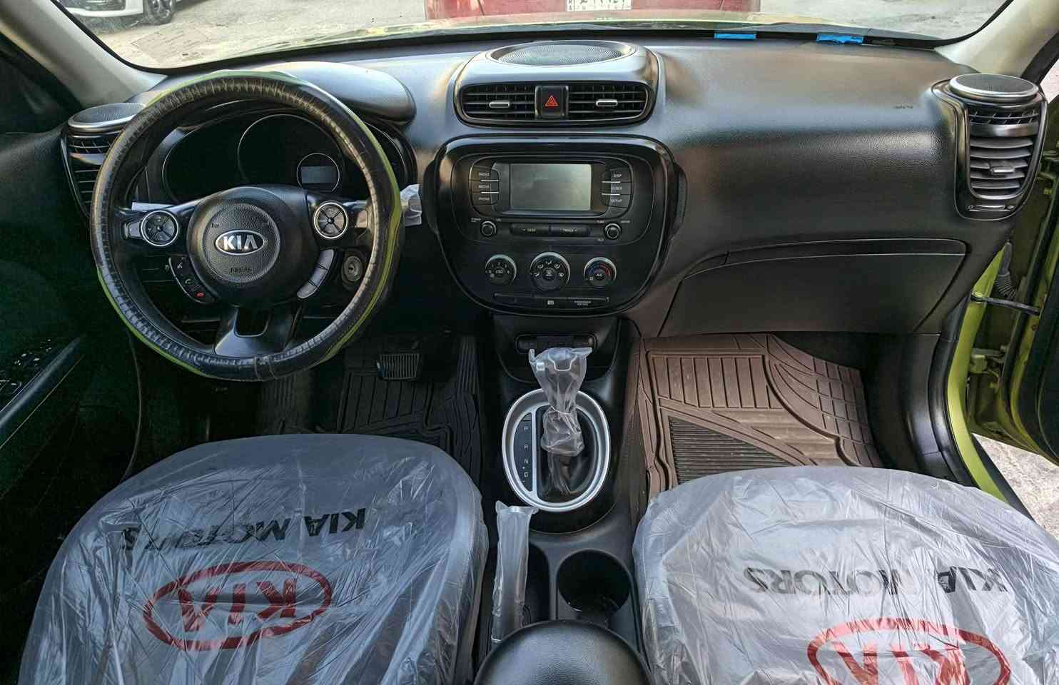 سلام عليكم
‏كيا سول ٢٠١٥ للبيع 
‏رقم بغداد وارد أمريكي
‏حادثه جاملغ وباب جهة اليمنه مبدل 
‏بيه صبغ بنيد وباب وجاملغ توحيد لون 
‏بدون دواخل بجم كبس شواصي ولغد مكفول 
‏صدر امامي جديد تخم تاير 
‏محرك ١٦٠٠ جي دي اي تبريد وتدفئة 
‏شاشه وكامره وحساسات خلفيه وتحكم استيرن وبلوجكترات 
‏إتصال *********** بي واتساب مكانه بغداد
