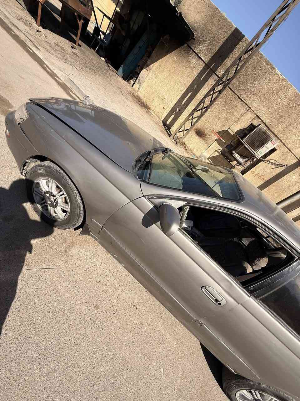 كوريلا 1992للبيع ومراوس حسب  نضافتها كما موضح بالصوره السياره تحتاج شويه ترتيب گير مكينه خير من الله المكان بصره شط العرب الكباسي سعرها47بيها مجال حك جيه للأستفسار الاتصال على الرقم***********
