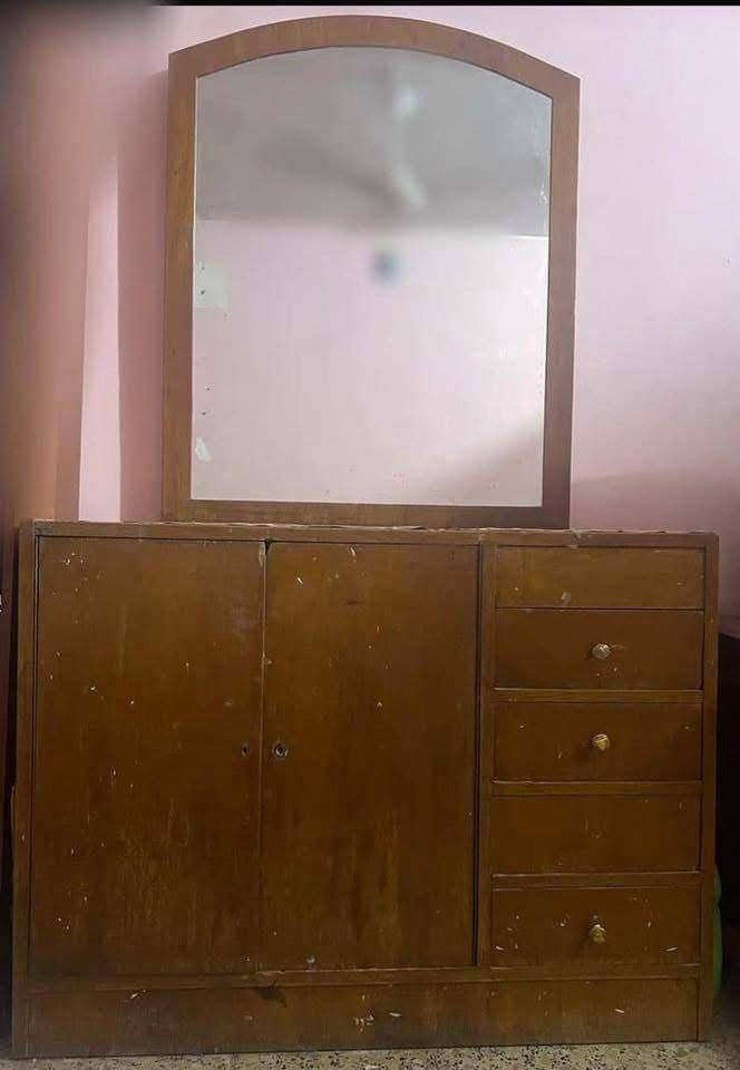 ميز كلش نضيف  يحتاج بس صبغ 35 بي مجال ناصريه الاداره المحليه


**إذا كنت صاحب هذا الإعلان وتريد حذفه لأي سبب، رجاءا أرسل رسالة إلى الدعم الفني**