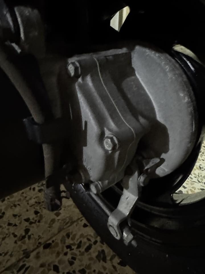 السلام عليكم للبيع سبيسي ياباني 
دراجه صار شهرين من نزلت من الرمبه
دراجه كفاله عامه من كلشي +عليه اشاير كرستالي 
+صالنصه رياضي اصلي +اجه بيه جهاز انذار مال سرقه 
دكمه مال دبل اشاره دراجه خير من الله 
الشراي يخابرني على هذا الرقم ***********
