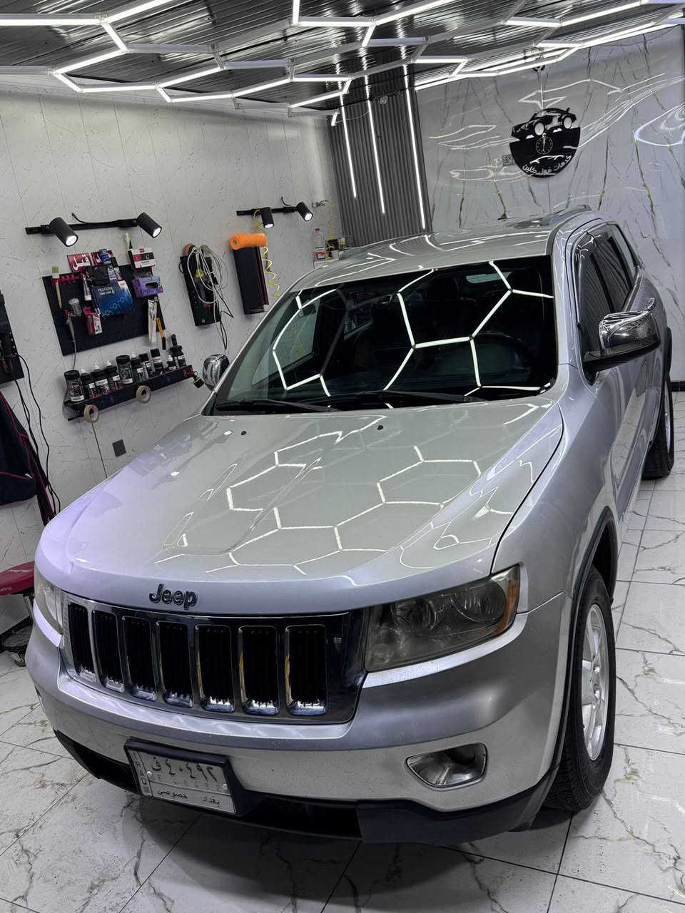 سلام عليكم جيب موديل ٢٠١١بسمي عنوان واسط (١٤٠) وبيه مجال ***********
