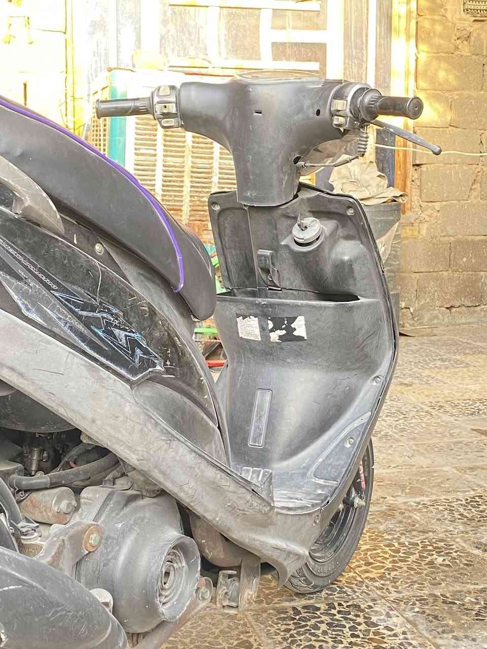 رمبه مكفوله كفاله عامه ‏دراجة خير من الله الله شاهد دراجة نقص بس كابريتر و الكلجات العنوان ￼ بغداد ￼ مدينة الصدر رقمي *********** ￼ موجود خاص ￼￼￼￼ والسعر650 بي مجال￼
