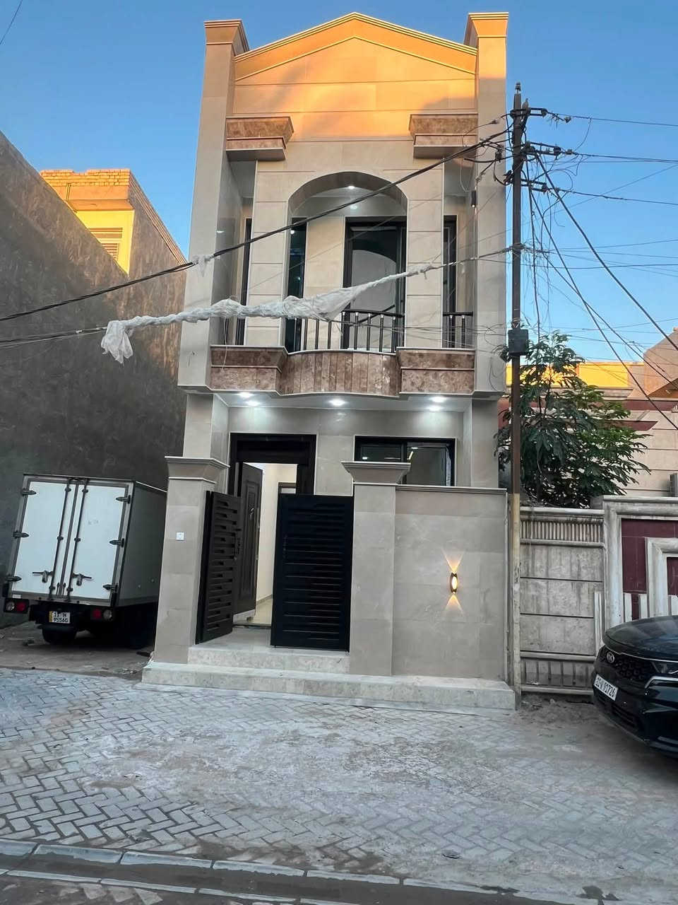 🔶 بيت  للبيع في منطقة الغدير محلة 702
◾◾◾◾◾◾◾◾◾◾◾◾◾◾◾◾

🔶المساحة 72 متر

🔶 واجهة 4 متر 

🔶 الطابق الاول : يتكون من ستقبال + مطبخ+حمام +منور +غرفة نوم

🔶 +الطابق الثاني : يتكون من 2غرف + حمام 

🔶  بيت جديد 

             ***********اتصال او مراسلة واتس

            *********** اتصال او مراسلة واتس

#نستقبل_طلبات_عروضكم_عقارات_بيع_شراء_ايجار
