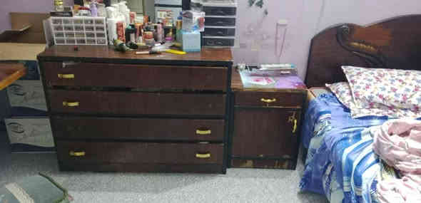 غرفه نوم للبيع 6قطع نضافه 50 مابيه ايضرر داخلي مستعجل عل بيعه 250بيه مجال اتصال رقم ***********او مراسه الحساب مكان بغداد
