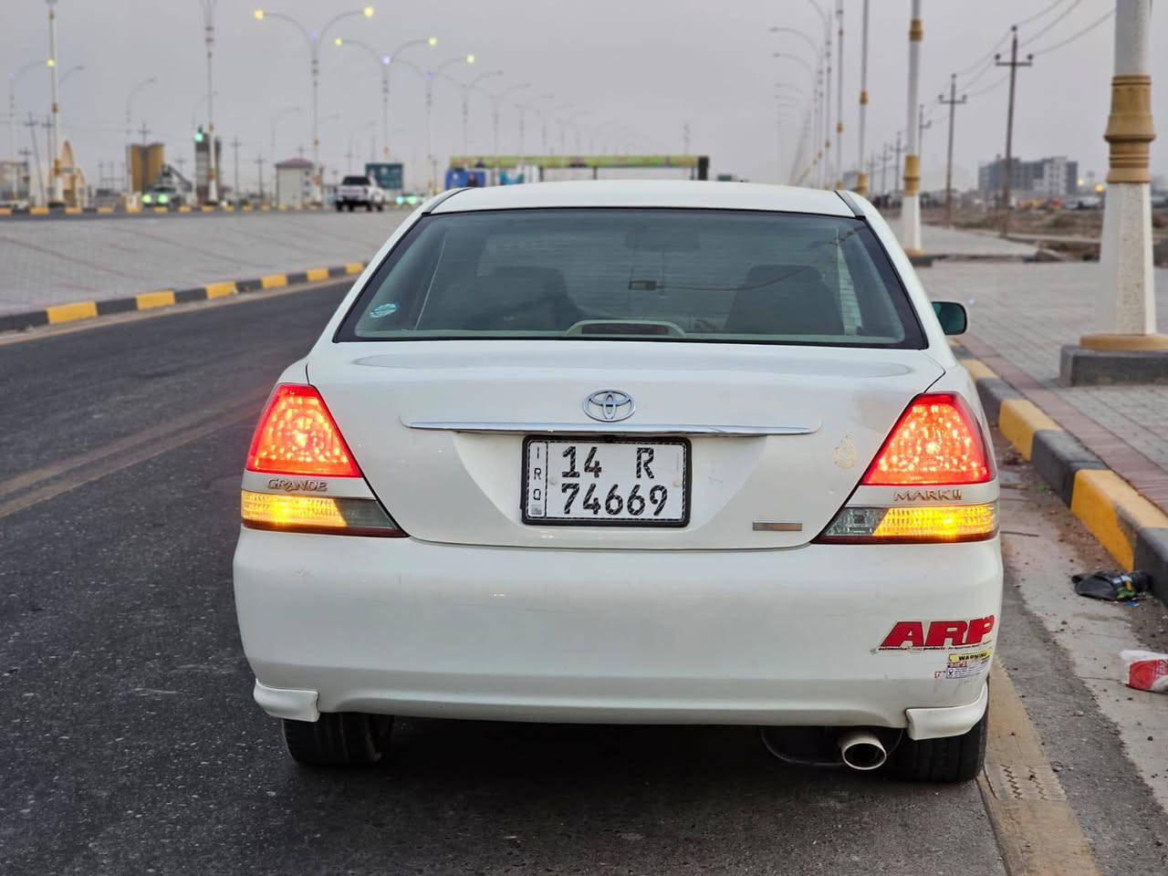 تيوتا مارك موديل ٢٠٠٤ رقم بصرة
مكينه ٢٥٠٠ vvti + كير + حدادية+مشط كله جديد 

لون صدفي... تبريد ثلج

شاشة + كامرة +سنتر لوك + لايت زنون

منظومة غاز جديدة تفويله تمشيك ٤٥٠ كيلو

رقمها بصرة بأسمي

مكان السيارة محافظة المثنى

السعر  ٨٨ بيها مجال


**إذا كنت صاحب هذا الإعلان وتريد حذفه لأي سبب، رجاءا أرسل رسالة إلى الدعم الفني**