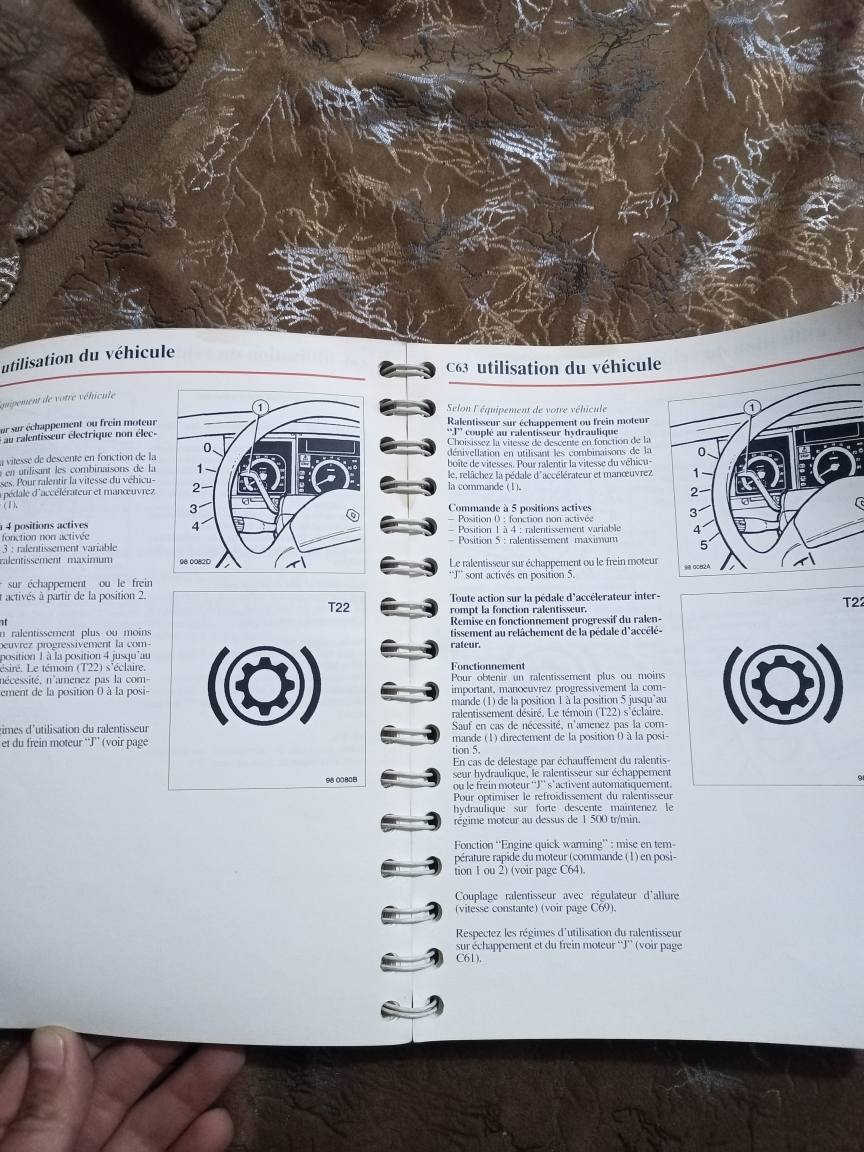 السلام عليكم كتلوك رينو للبيع السعر 25 الف
***********
