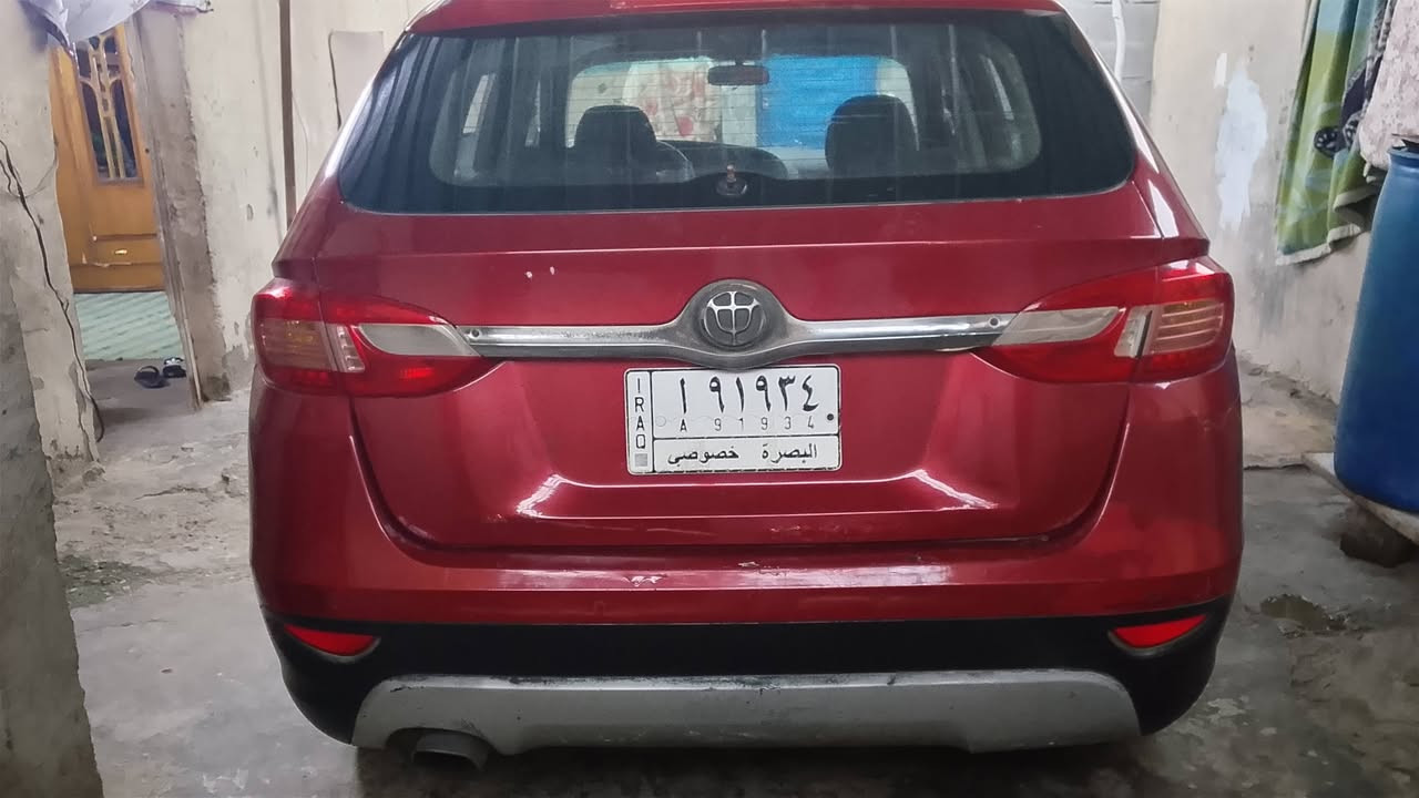 سلام عليكم برلنس موديل 14 مكفوله مكينه وكير وتبريد شغال و سنويه منتهيه صار لها شهرين من انتهت وتخم تاير ويل كب وشرط تحويل ثاني يوم بس يردلها حدايه كدام ما بيها اي صبغ والاستفسار ع هذا الرقم وبيه واتساب ***********  السعر 65وبيها مجال بسيط مال جتاي وكهربايات كله شغاله والشراي يتصل ويدلل والي بس يعامل لا يتصل رحمه ع والديكم
