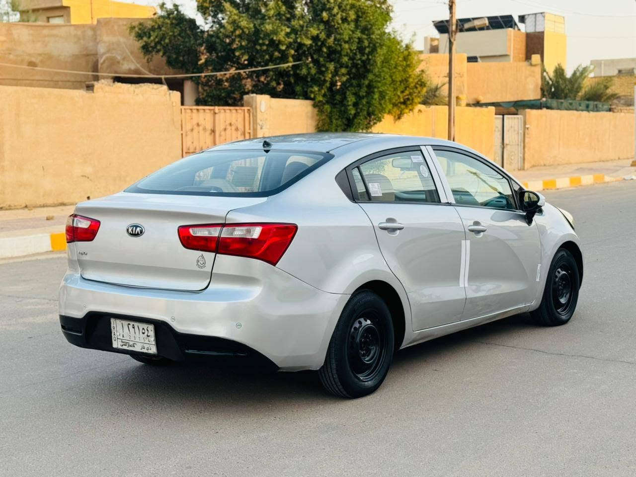 سلام عليكم
كيا ريو موديل ١٤ خليجي
بدون تبديل بيه رشات صبغ تجميل
سياره جديدة وجاهزه لاخير
مكينه وكير وحدايه وتبريد كله

 جاهز السعر ٧٨وبيه مجال
الاستفسار الاتصال على الرقم ***********
