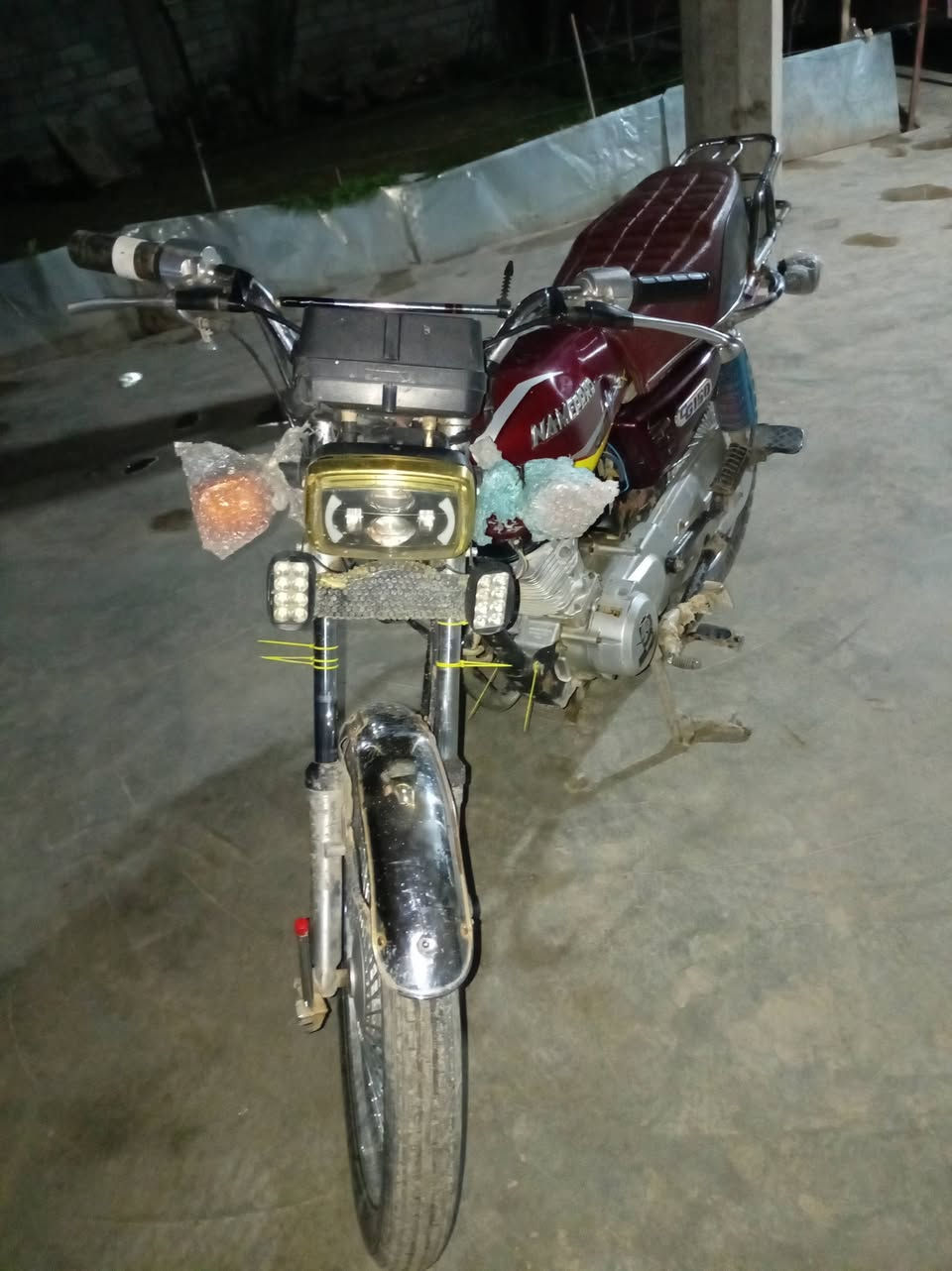 سلام عليكم نامه برو موديل 20 السعر 400وبي مجال المكان صلاح الدين بيجي هاذا رقمي ***********
