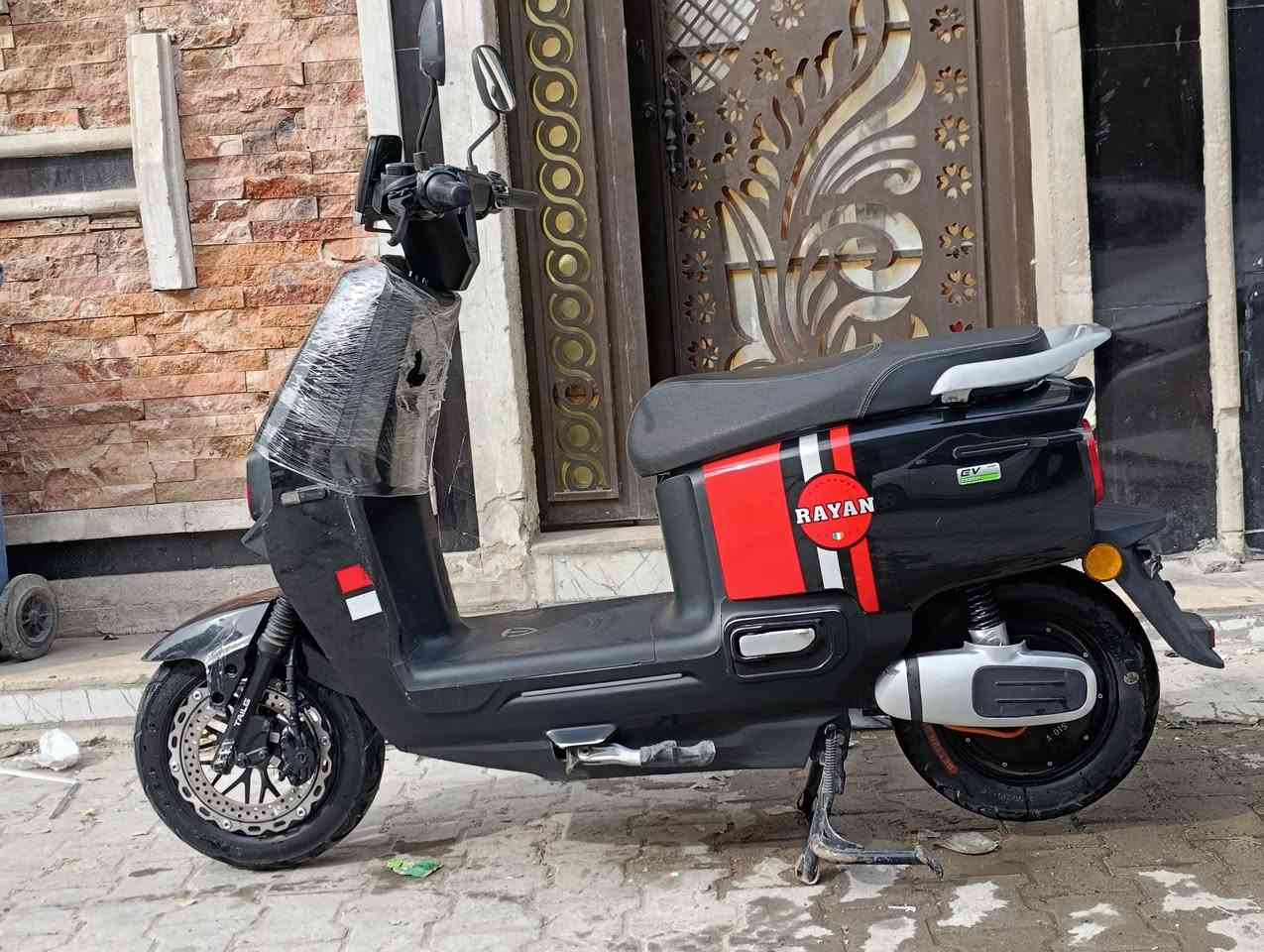 دراجه ريان ام عيون للبيع ملفها 1500 عدد البطاريات 6 مسطره تمشي 50 كيلو حقيقي سرعتها 51 تشغيل عن بعد دراجه بعدها نضيفه كلش استعمال قليل جدا السعر 800 وبيها مجال مكان بغداد الحريه
رقم الهاتف ***********
