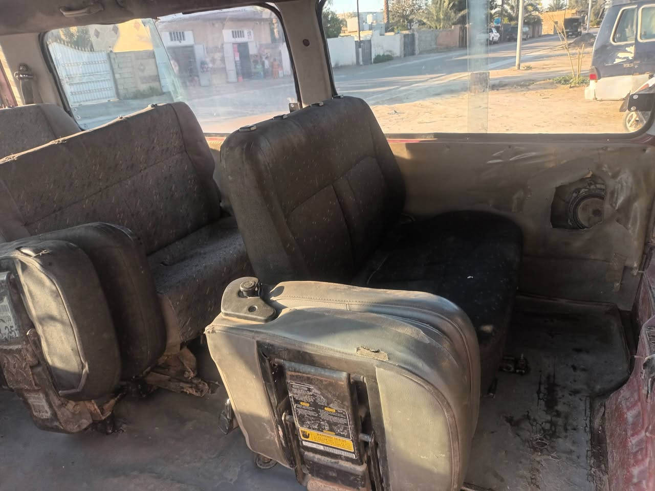 للبيع موديل ٩٥ ميكانيك مضبوط خط وبحث مصفره سنويه صاقطه استفسار اتصال *********** المكان ديالى السعر ٢٥مراوس هم اراوس
