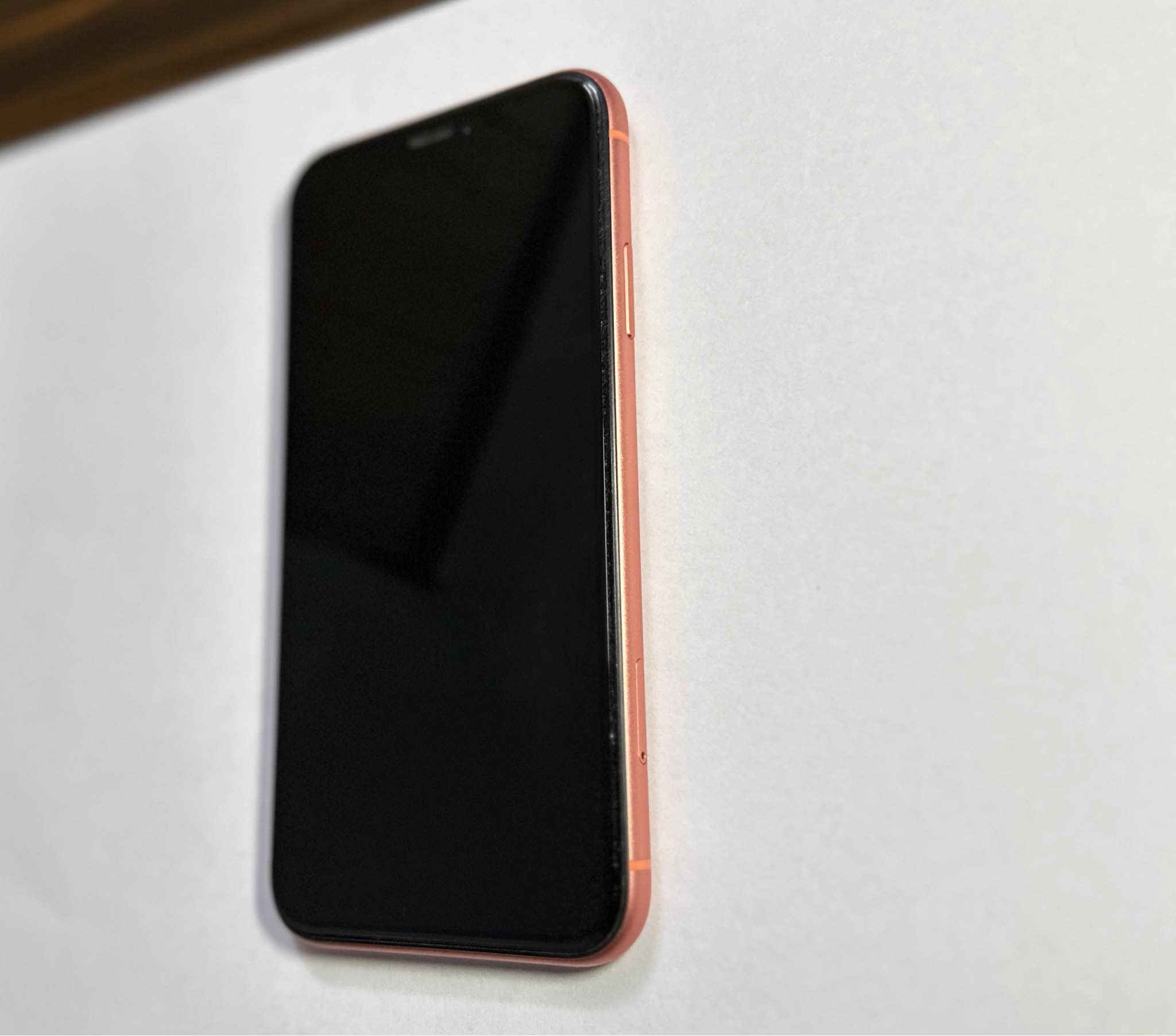 iPhone XR 64GB (USA 🇺🇸 - LL/A )
زۆر پاک و خاوێن، بە شەرت نەکراوەتەوە و هەموو شتێکی ئۆرجیناڵە.
• ✨ دۆخی ئامێر: وەک نوێ، بێ شوخت و شکان.
• 🎨 ڕەنگ: Coral (پرتەقاڵی تێکەڵ بە پەمەیی)
• 🔋 باتری: ٨١٪
• 💰 نرخ: ١٣٥،٠٠٠ دینار (مامەڵەیەکی کەم)
بۆ داواکردن نامە بنێرە 📩

iPhone XR 64GB (USA 🇺🇸 - LL/A )
نظيف جداً وغير مفتوح، أصلي ١٠٠٪.
• ✨ حالة الجهاز: شبه جديد، بدون أي خدوش أو كسر.
• 🎨 اللون: Coral (برتقالي ممزوج بالوردي)
• 🔋 البطارية: ٨١٪
• 💰 السعر: ١٣٥،٠٠٠ دينار (قليل من المعاملة)
للطلب يرجى مراسلة الصفحة 📩 أربيل, العراق


**إذا كنت صاحب هذا الإعلان وتريد حذفه لأي سبب، رجاءا أرسل رسالة إلى الدعم الفني**