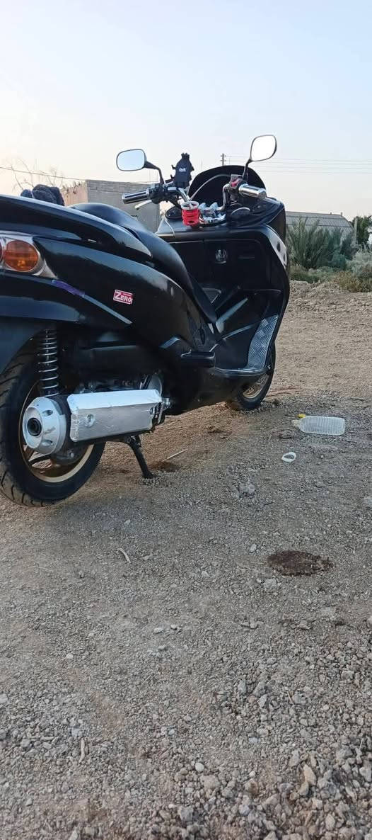 س ع
دراجه فورزه 0/10 S7 الون اسود ملكي 
 دراجه مكفولة كفاله عامه شرط بحاله الوكاله
مكاني ناصريه قلعة سكر ***********
