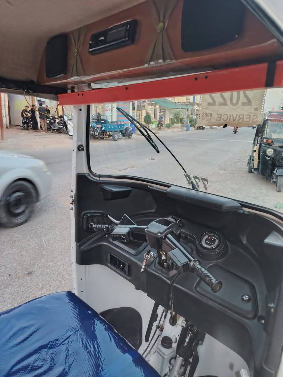 سلام عليكم تكتك لبيع موديل 22 وراق تكفله حلال وحرام بيع كوم حديد تكتك بيه طخه بلتكمه فقط ولباقي كفاله عامه عنواني واسط الكوت السعر 5700 
***********
