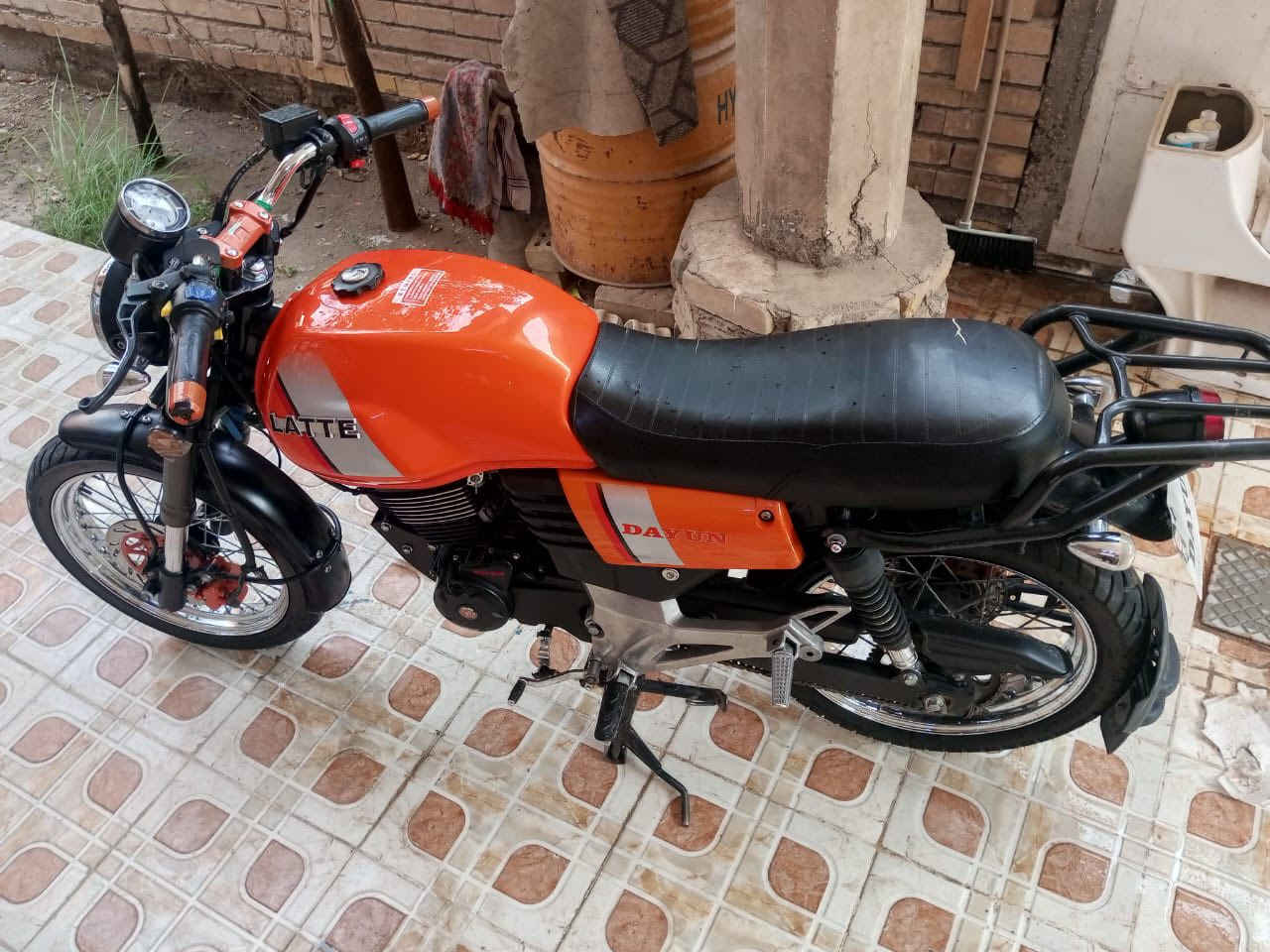 سلام عليكم دايوان موديل 2022 كفاله عامه
احلا من صور. اوراق اصوليه. مابيه كل نقص  محرك 200دراجه خير من الله  مثل ما موضحه بصور  مكان المسيب حي المعلمين.

سعر  مليون و550 وبيه مجال قليل ***********
