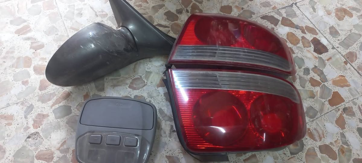 سلام عليكم اخوان عدي غراض سوناتا وفود ٢٠٠٢ ليريدهن هلا بي مكاني بغداد الشعله رقم الهاتف ***********
