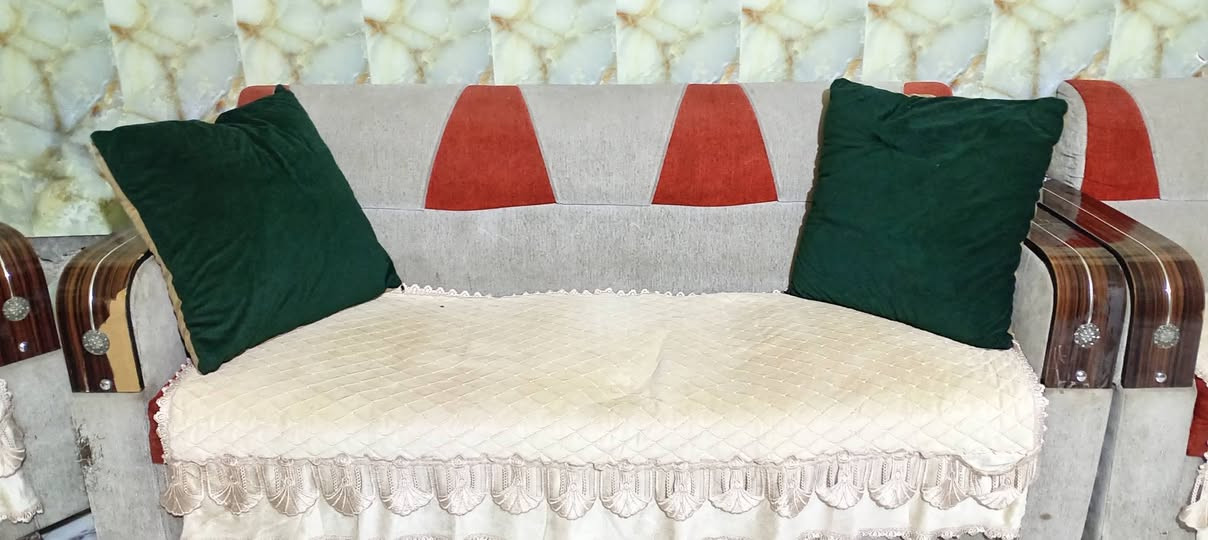 تخم تكمه تزكام ثكيل مقعد 8البيع مستعجل ع بيعه سعر 130بي مجال مكان بل كماليه ***********
