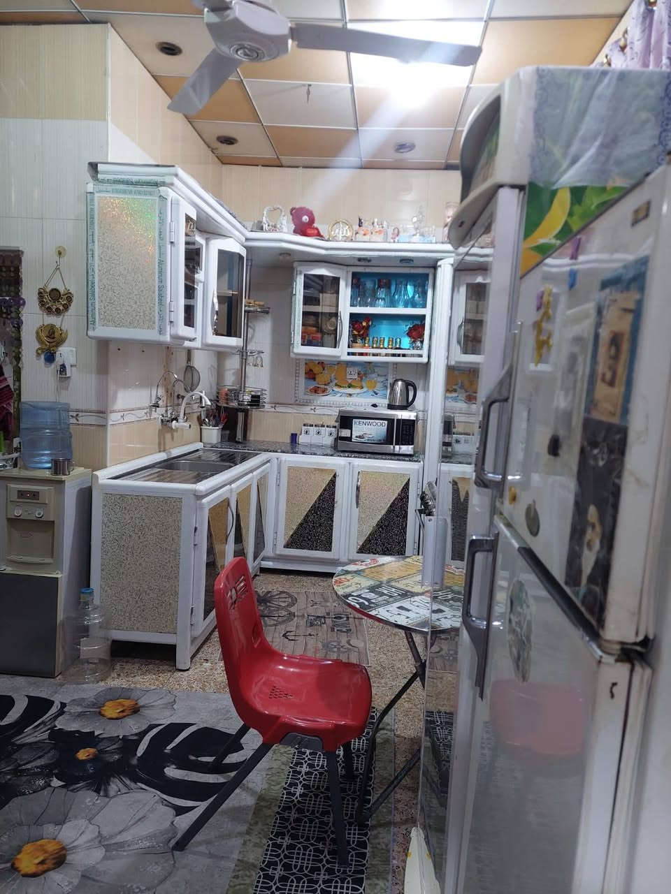 دار للبيع المساحه ٥٠ متر
يحتوي استقبال ومطبخ وصحيات وطارمه 
والطابق الثاني غرفه وصالة وصحيات 
حي ميسان قطاع ٧٧ تجاري عالشريط الخدمي 
السعر ٧٥ وبيه مجال 
واتساب متوفر ***********
