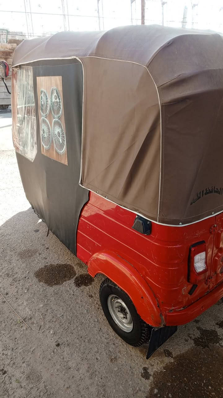 ال
السلام عليكم تكتك للبيع المديل 20مسجلة بل سنوية 19شهر12بي15تكتك مكينة جديدة كشر مابي قطرت صبغ بيه لغود راجعات بارد  ويرادلهة تلكيط خيسا بصيط المكان بغداد حي الجهاد للستفسار تصال ***********
