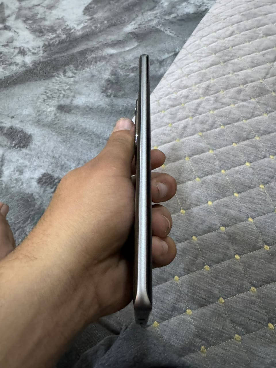 السلام عليكم
انفنكس نوت 50s  5g
جهاز غني عن التعريف
ذاكرة:256
عشوائية:16
شاشة :اموليد منحنيه 144هرتز
معالج:دايمنستي 7300 التميت 
كامرة: سنسر سوني 4k 
اماميه 4k
العاب :90 فريم ببجي 
بطارية: 5200
مكاني بغداد 
للبيع فقط سعر 270


**إذا كنت صاحب هذا الإعلان وتريد حذفه لأي سبب، رجاءا أرسل رسالة إلى الدعم الفني**