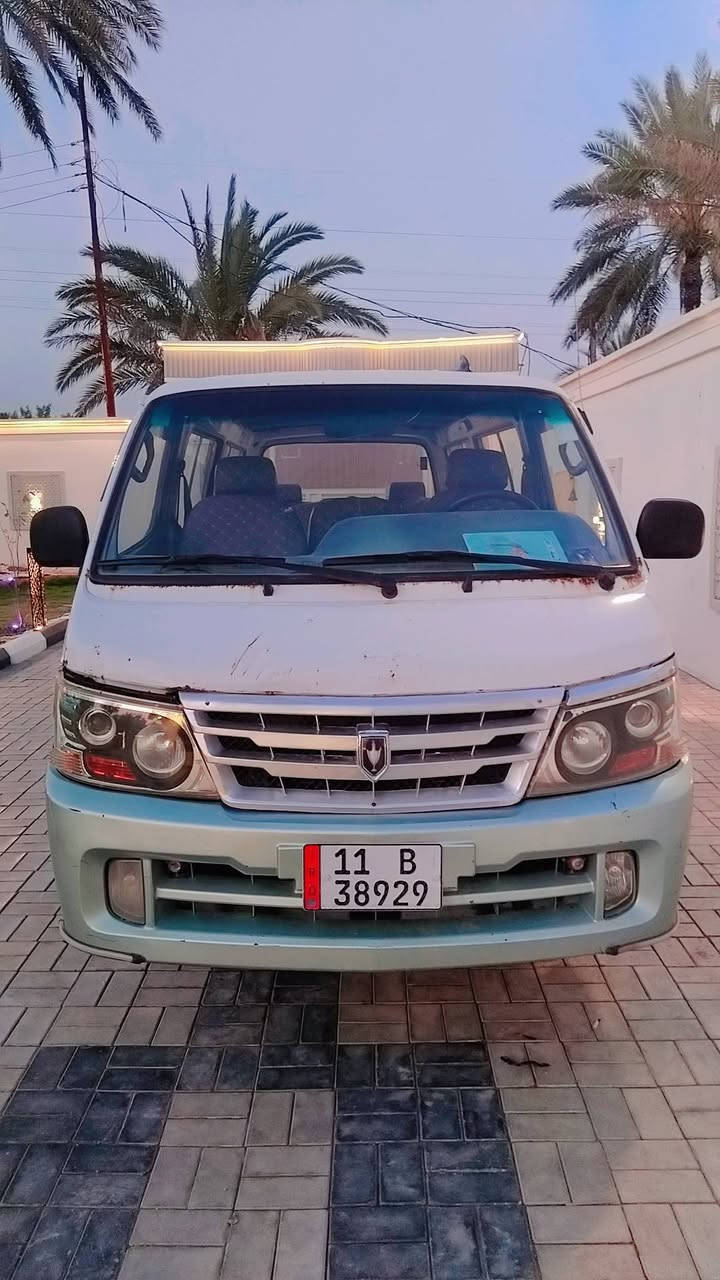 سلام عليكم جبي 2010 سياره خير من الله محرك Y3 كير اكسل خير من الله تحويل ثاني يوم تخم تاير جديد رقم انكليزي 
63 وبيهه مجال للطيبين 
***********
