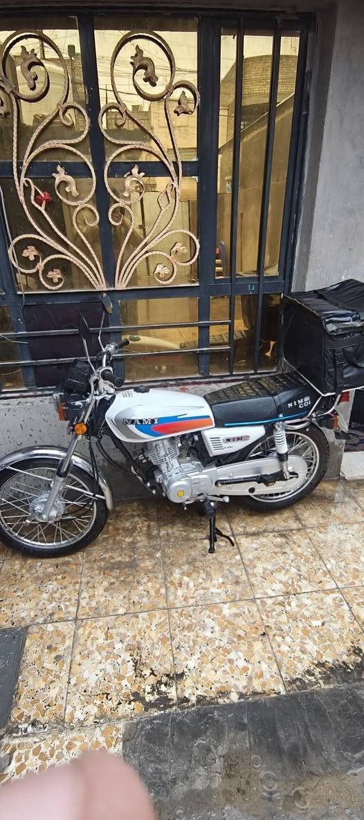 سلام عليكم نامه امتياز 2025 صارلي سبوعين من اخذتها ماشية 200 كيلو فقط رايدهة 650 دراجة مكفولة جديدة نزلتهة من شارع فلسطين مكاني بغداد

*********** رقم الهاتف
