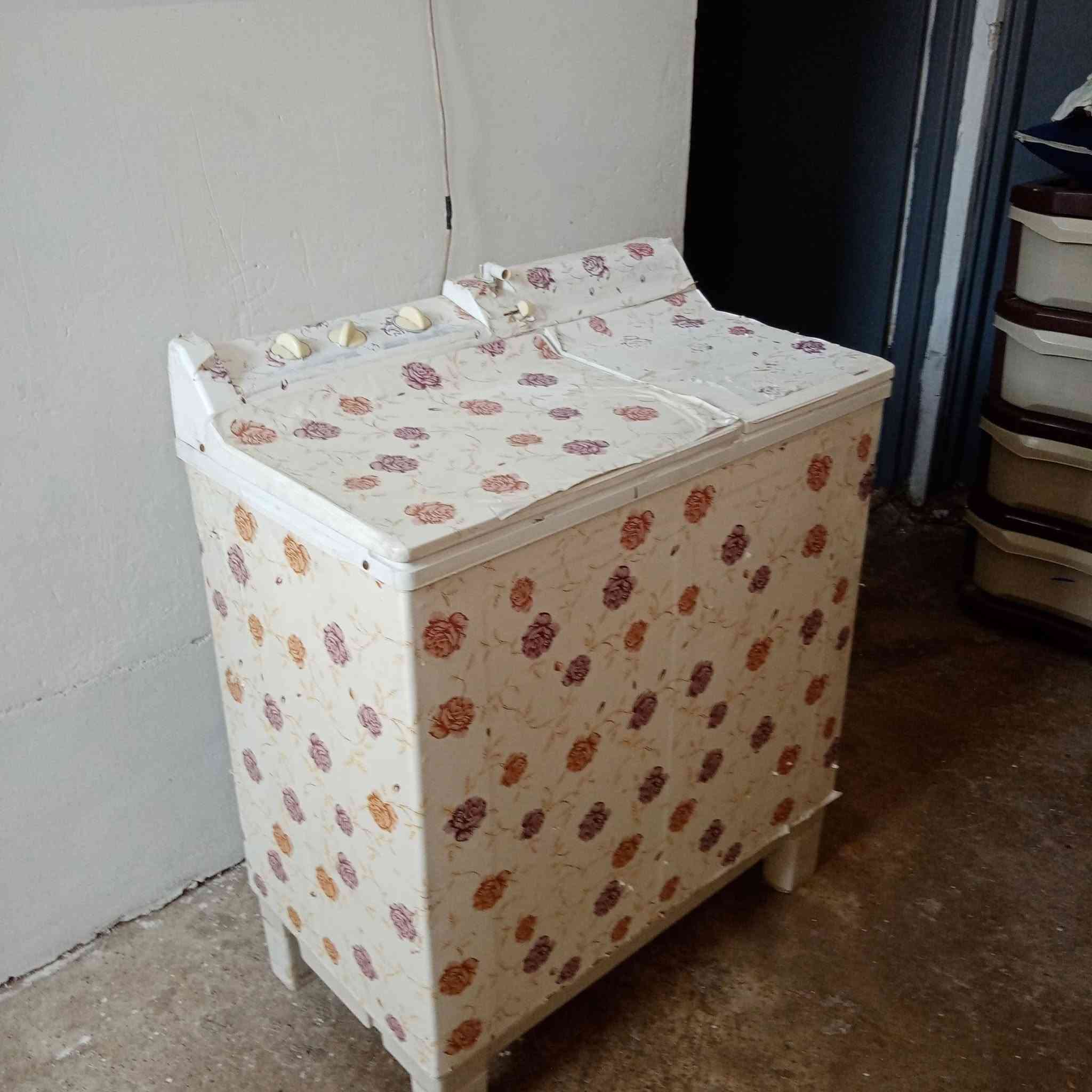 غساله للبيع 
السعر 55 وبيها مجال 
حي القدس


**إذا كنت صاحب هذا الإعلان وتريد حذفه لأي سبب، رجاءا أرسل رسالة إلى الدعم الفني**