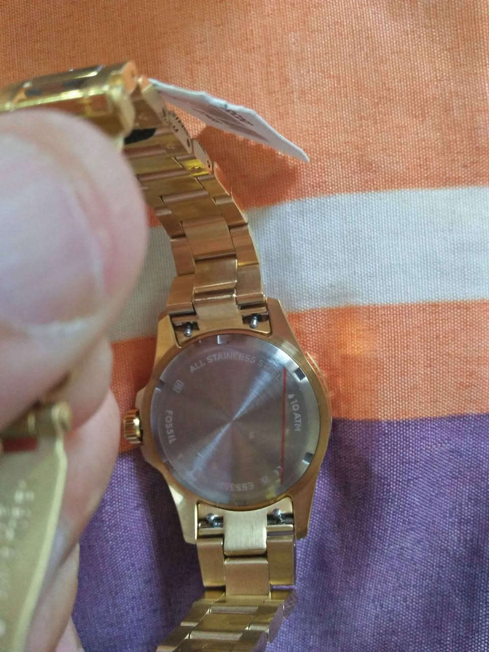 Montre femme  Fossil original neuf jamais porté avec sa boîte acheté en France livraison disponible الجزائر, حسين داي


**إذا كنت صاحب هذا الإعلان وتريد حذفه لأي سبب، رجاءا أرسل رسالة إلى الدعم الفني**