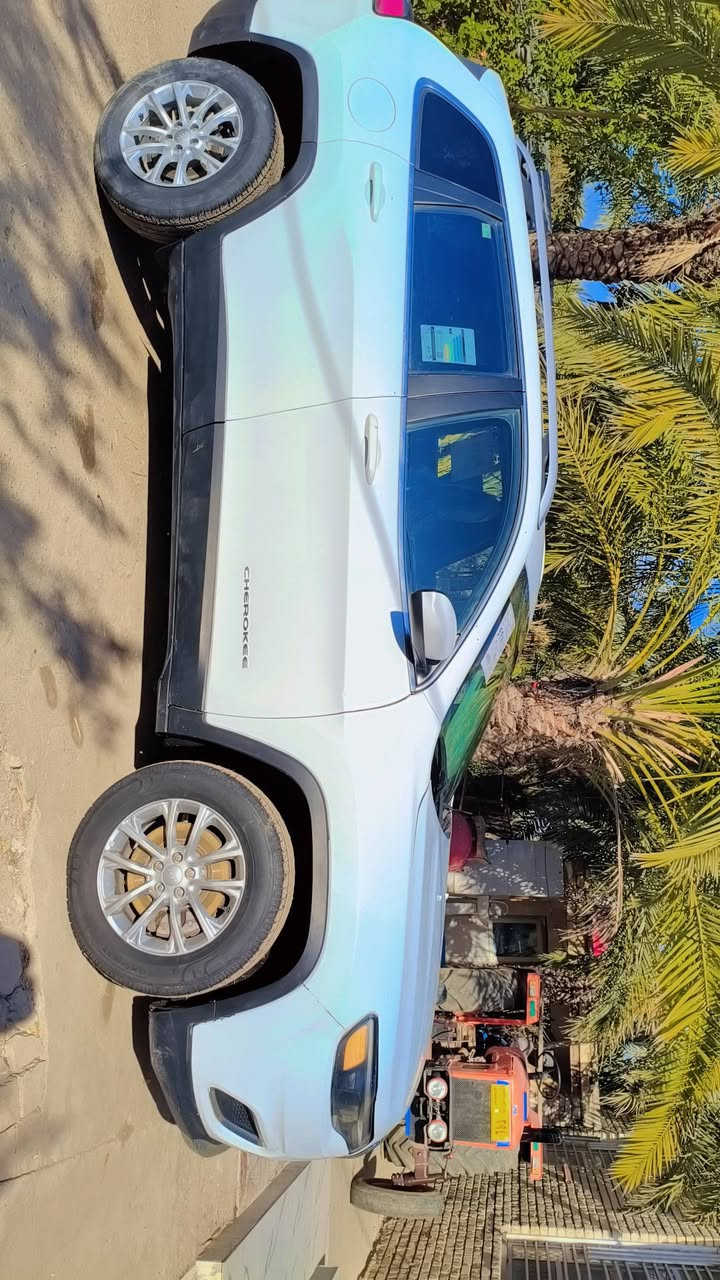 سلام عليكم جيب بزون
موديل 2019 رقم ميسان انكليزي بسمي
حادثه بنيد وربع جاملغ باقي مكفول 
نص فول مكينه مفتوح بيه كازكت 
ميسان الكحلاء
*********** 
135 وبيه مجال
