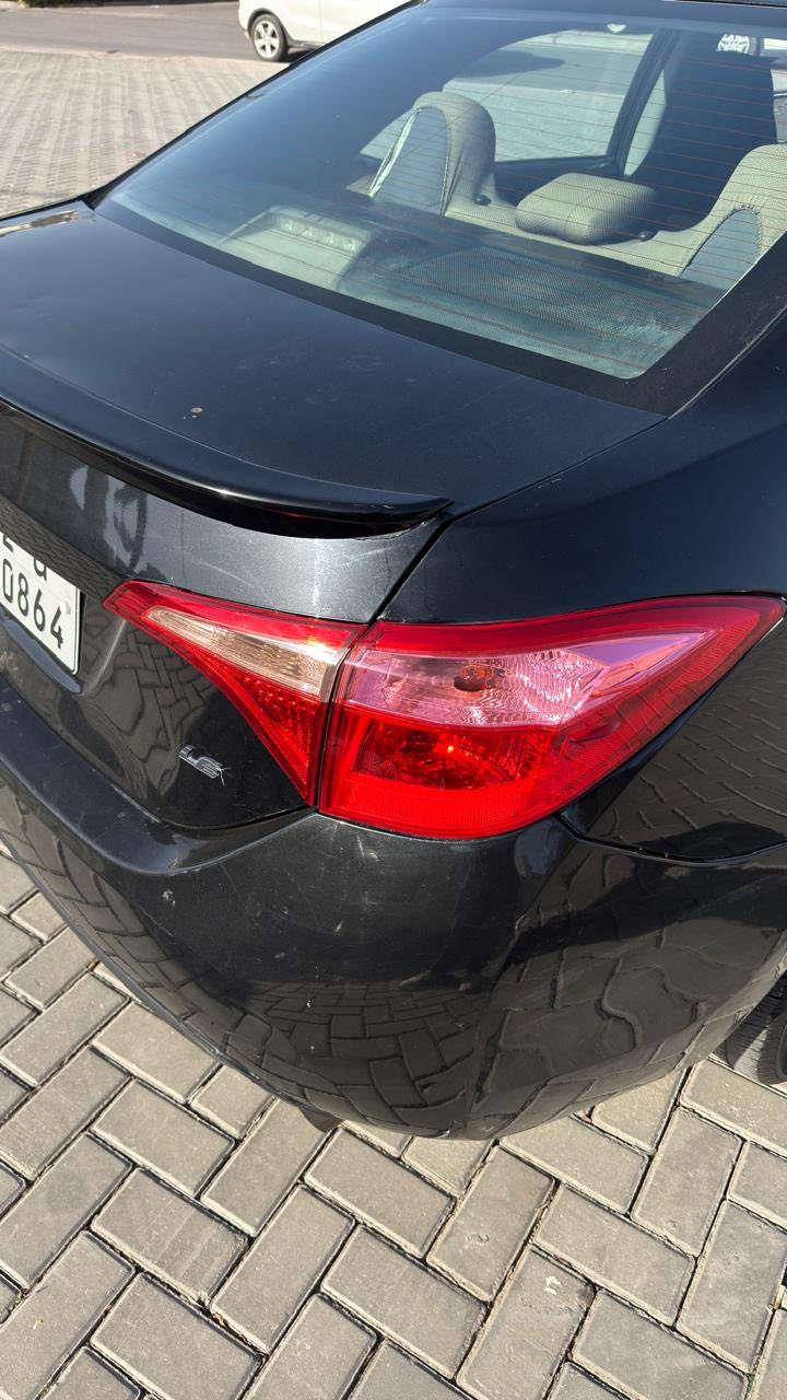 🚗 للبيع تويوتا كورولا 2019 وارد أمريكي - فئة LE 🚗
🔹 اللون: أسود
🔹 رقم: أربيل
🔹 الممشى: 155 ألف مايل
📌 الحالة:
• كير، مكينة، تبريد شرط ✔️
• صبغ جاملغ ونص الصندوق فقط
⚙️ المحرك والأداء:
• محرك 1.8 لتر – 4 سلندر
• قوة 132 حصان
• قير CVT أوتوماتيك
• دفع أمامي
• اقتصادية بالبنزين 👍
✨ المواصفات:
• شاشة 6.1 إنش + بلوتوث + USB
• مكيف أوتوماتيك
• تحكم بالستيرن
• كاميرا خلفية
• مثبت سرعة
• رادار أمامي
• مرايا كهرباء مع إشارات
• إنارة نهارية LED
• ويل حديد 16 إنش
🛡️ الأمان:
• 7 إيرباغ
• ABS + VSC
• تحذير مغادرة المسار
• نظام Toyota Safety Sense
💰 سيارة عملية، اقتصادية، واعتمادية عالية
📍 السيارة جاهزة للاستخدام اليومي
📞 للاستفسار والتفاصيل أكثر،   اتصل 
السعر ١٢٥ وبيه مجال 
***********
