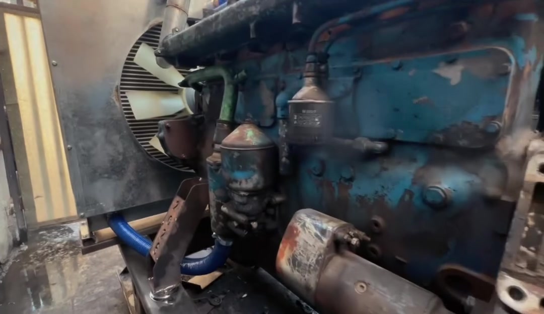 سكانيا113 بم88محرك جديد اوربي 
توليد 300 KVA جاهزة ضمان حمل
للاستفسار***********هيثم التميمي
