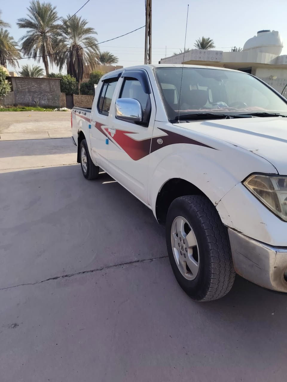 سلام عليكم/ بيكم نيفارا للبيع سياره بلاديه محرك كير صدر كله جديد تخم تاير كهربائيات كلها شغاله رقم بغداد دولي باسمي مكان سياره بغداد سعر 82 وبيها مجال حك جيه وشوفه ***********
