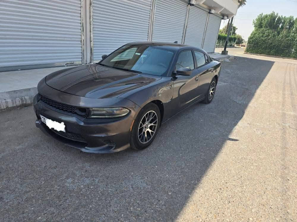 للبيع فقط جارجر R/T 5700  موديل 16 رقم بغداد بدون ارباك بيه طخات بسيطه 
السيارة بيه منظومة غاز 
مكينه كير تبريد كفاله 
السعر (15 الف$)  وبيه مجال بسيط 
رقم صاحب السياره ***********2
