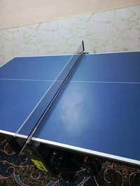 منضدة • ايطالي • نظيف ١٠٠٪